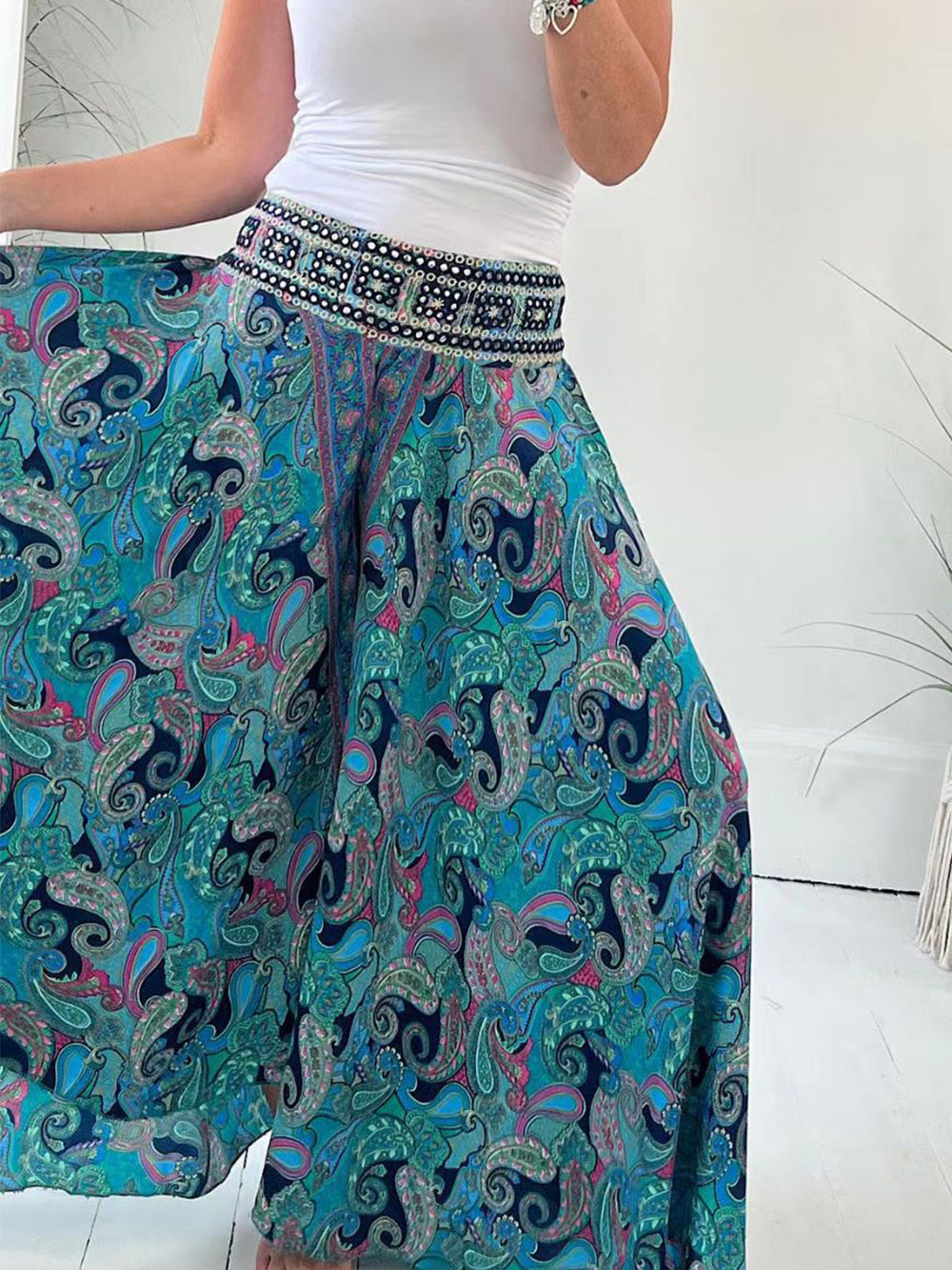 Bengalas de pierna ancha con estampado de cachemira étnica