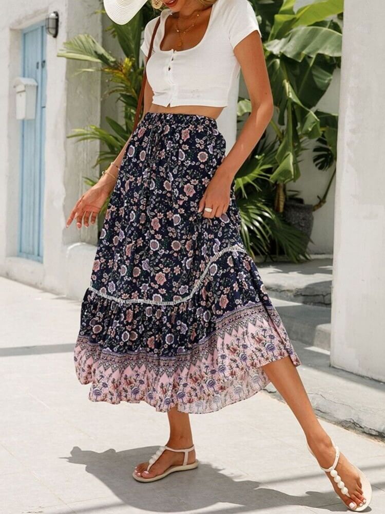 Falda escalonada floral de Midnight Meadows