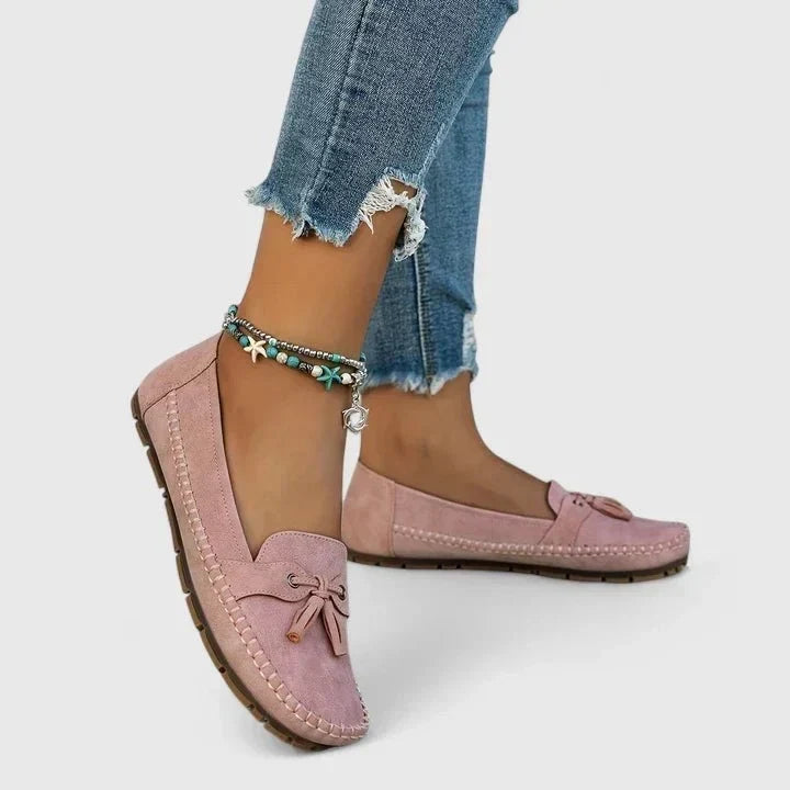 Gloria | Mocasín azul marino con lazo decorativo
