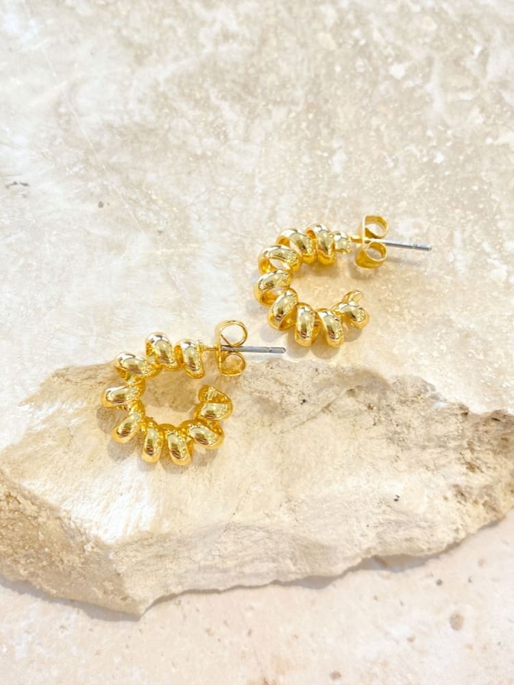 Pendiente Aros Croissant Plano