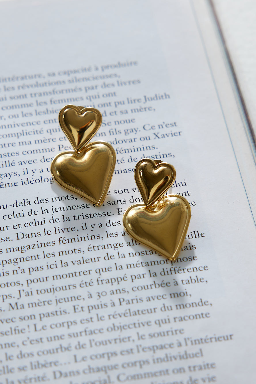 Pendientes Love Recubiertos Chapados En Oro De 18k Oro