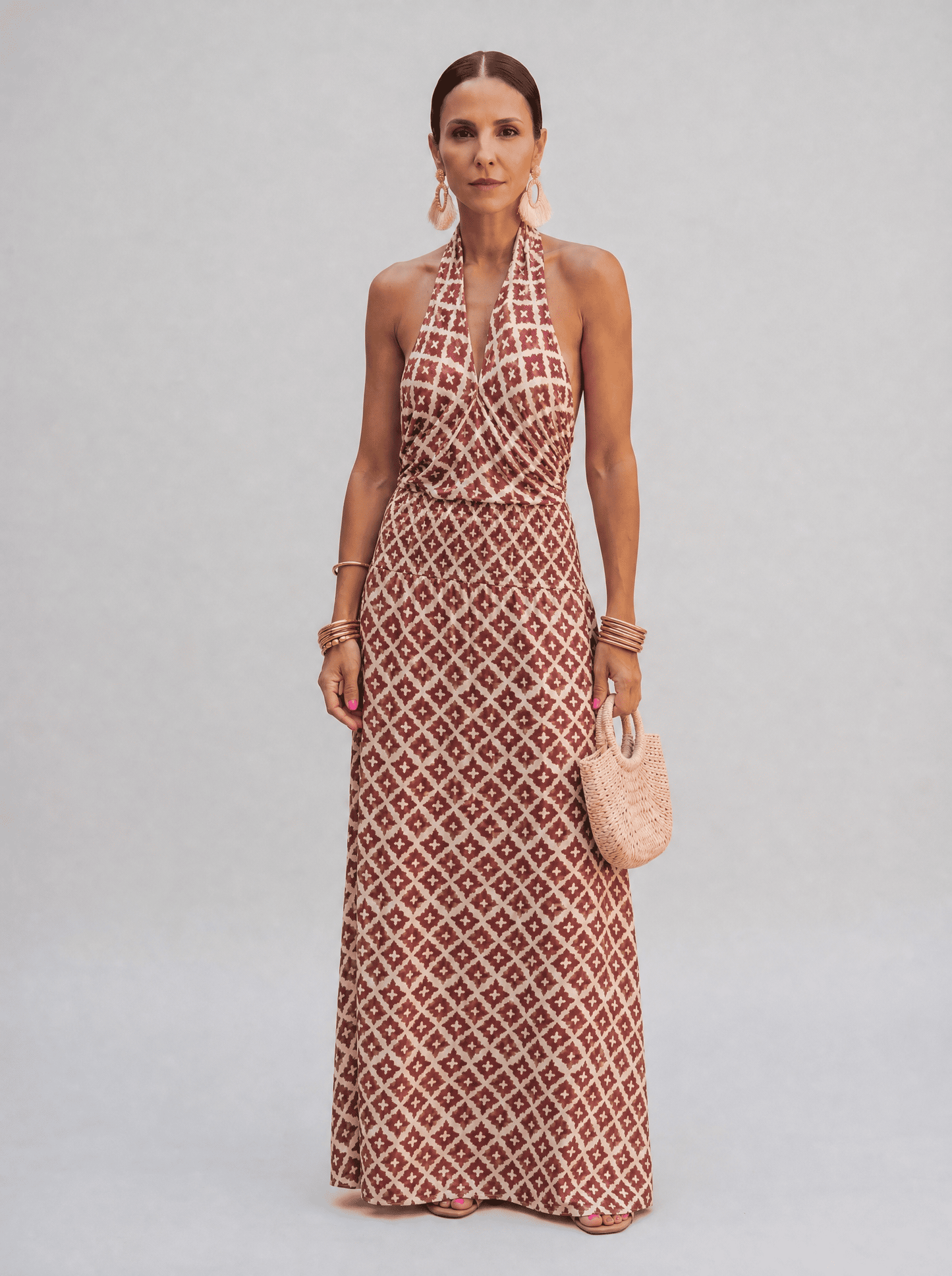 Vestido Elegante con Hombros Descubiertos – Estilo Deslumbrante