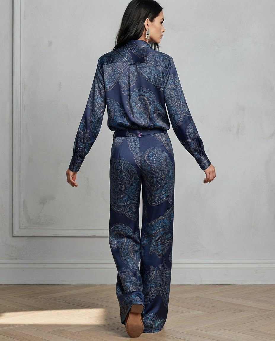 Conjunto Vittoria — Camisa y Pantalón Paisley de Satén
