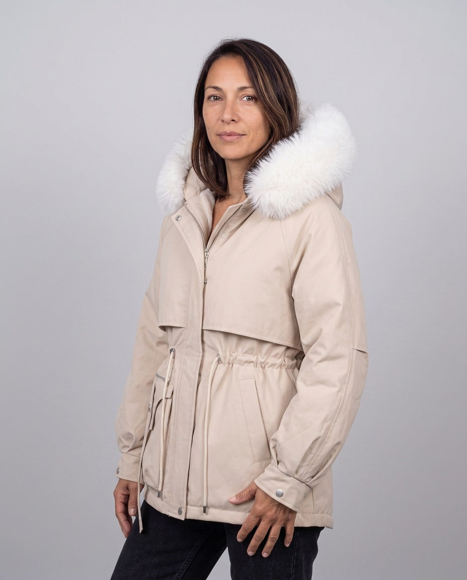 Parka Cervinia — Capucha de Pelo Sintético y Cordón en la Cintura
