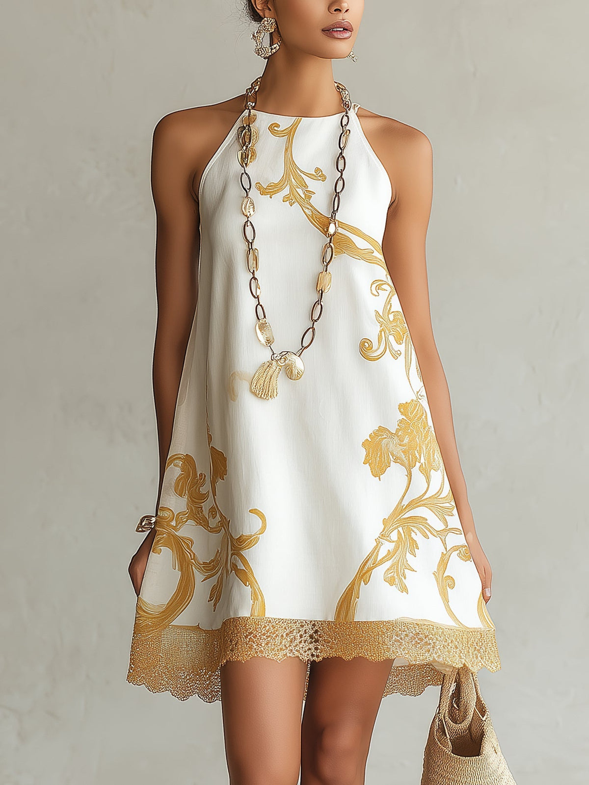 Mini vestido de encaje floral dorado