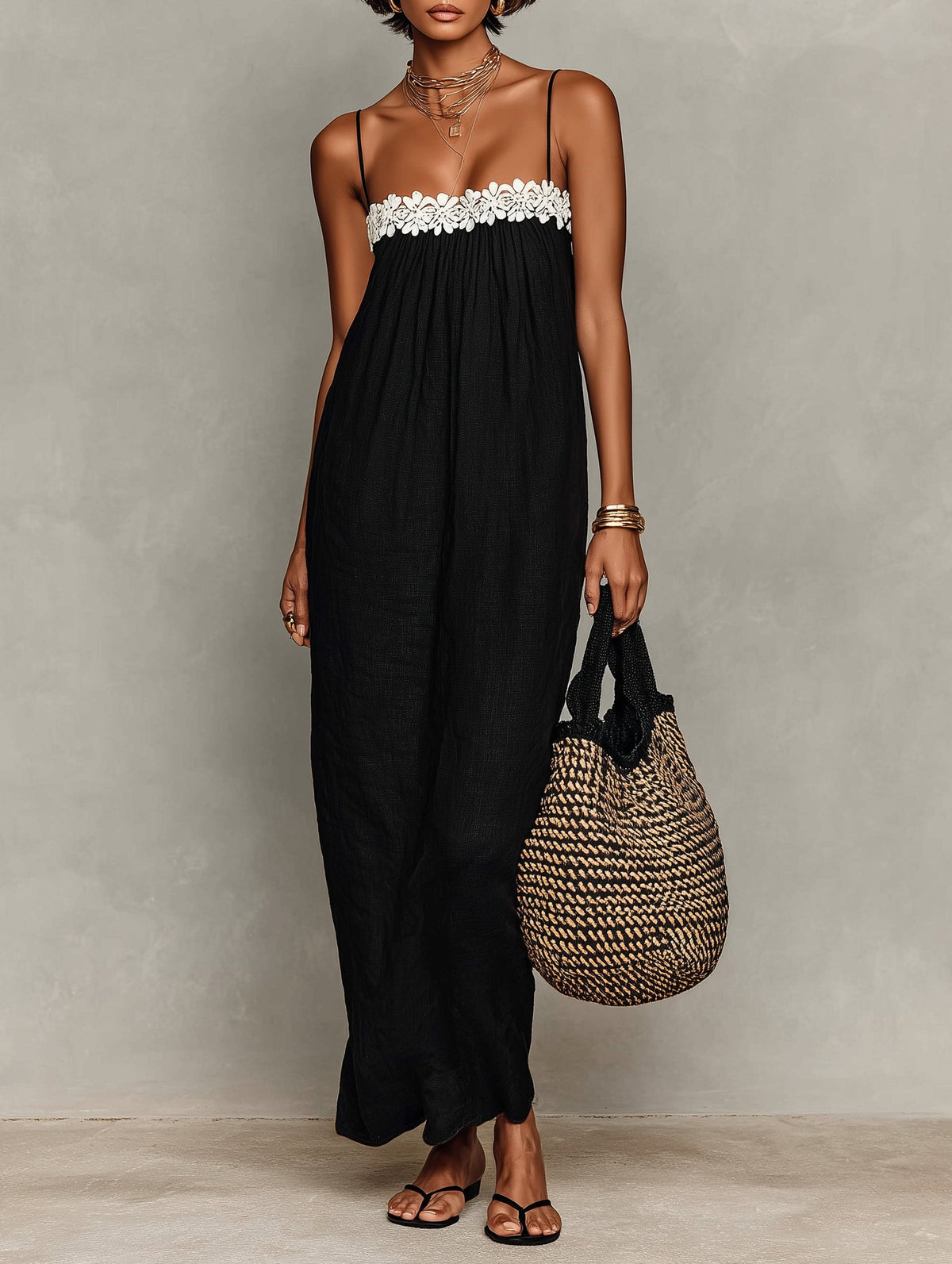Vestido maxi sin tirantes con inserción de encaje de lino