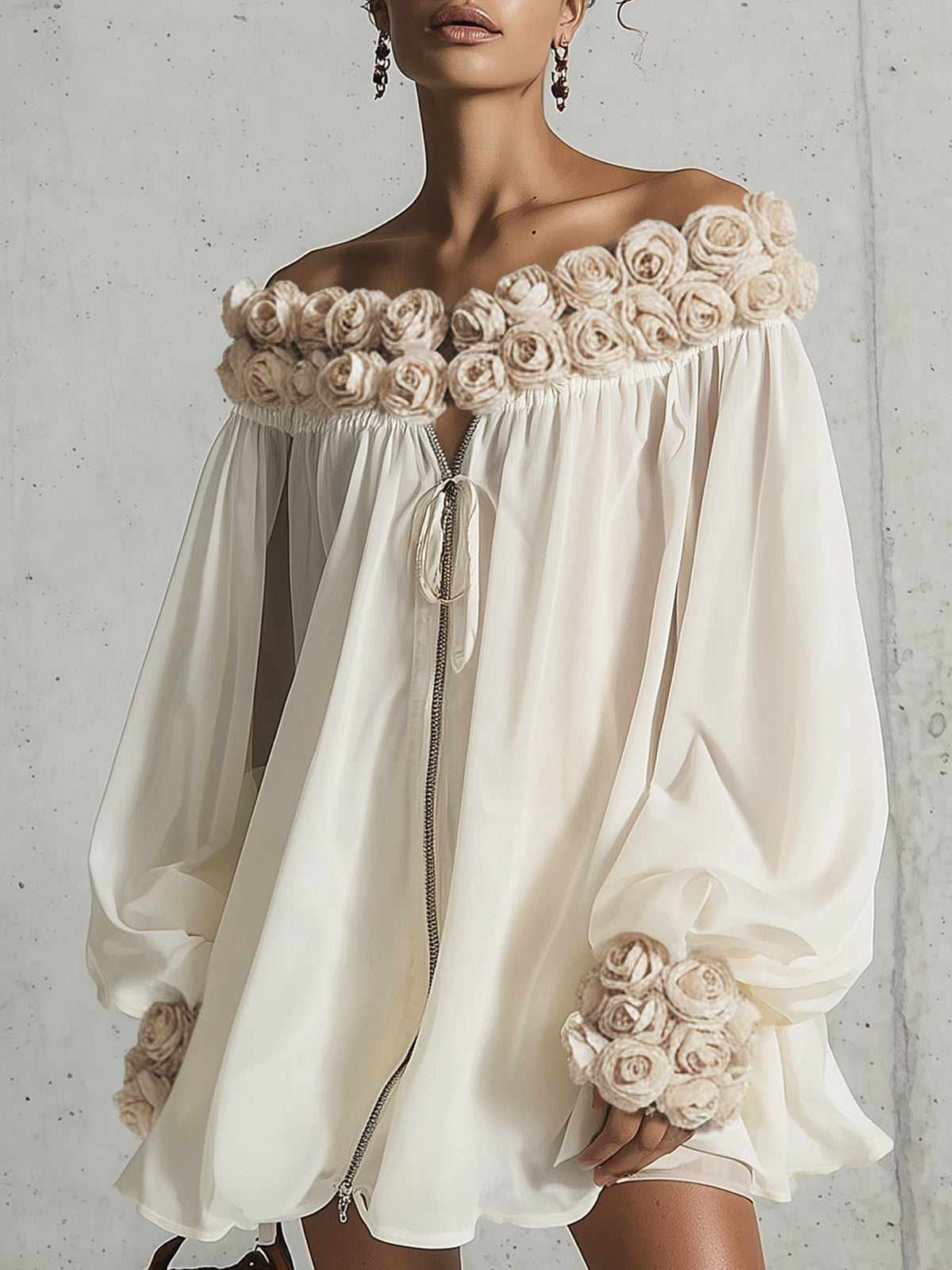 El vestido floral 3D crema