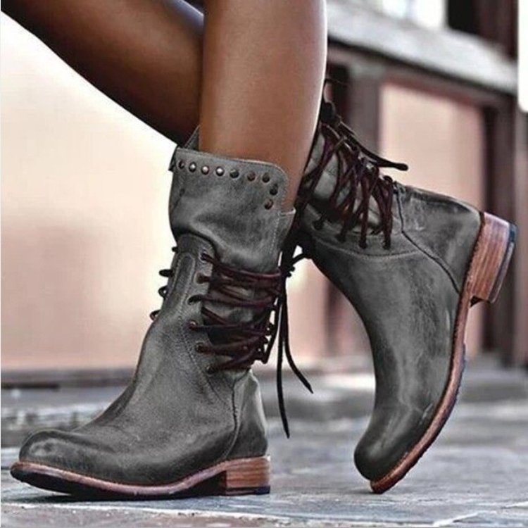 Botas de media caña con cordones y remaches estilo británico retro