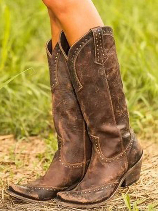 Botas vaqueras vintage con tachuelas