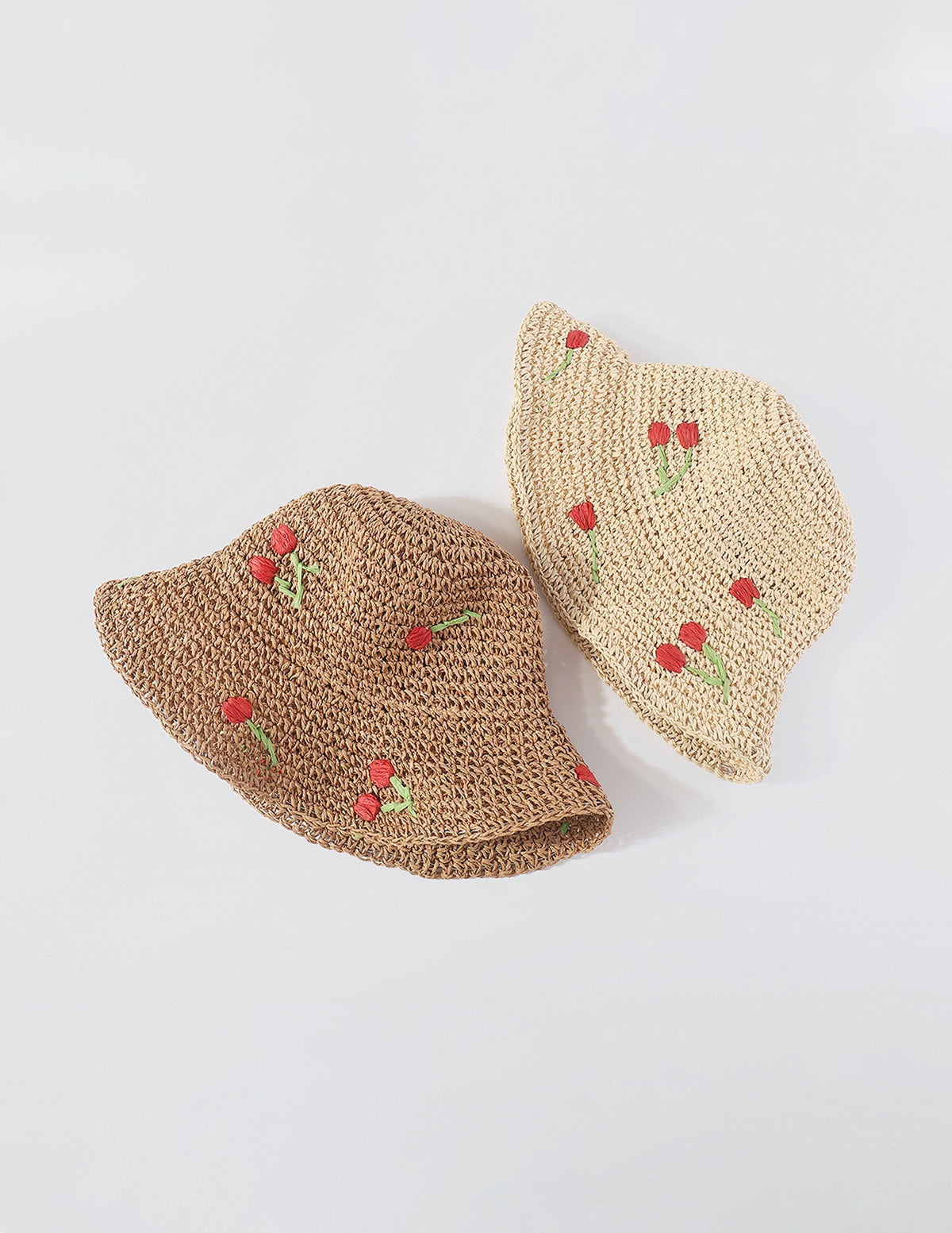 Sombrero tipo cubo tejido con flores