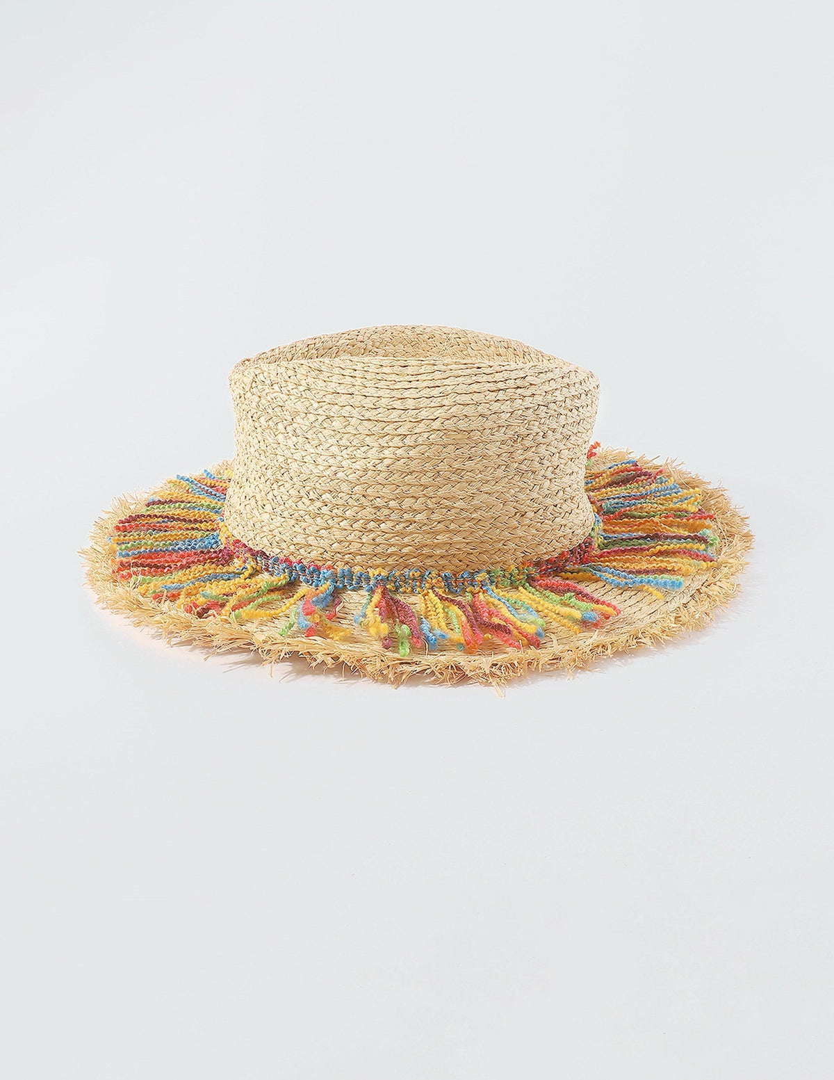 Sombrero de paja con borlas de cuerda de algodón colorida