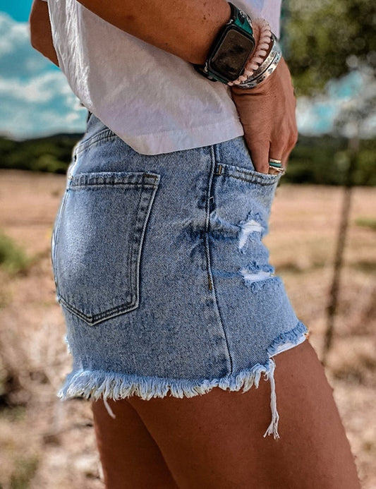 Shorts vaqueros con cintura cruzada