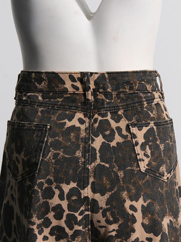 Jeans rasgados de pierna recta y cintura alta con estampado de leopardo vintage