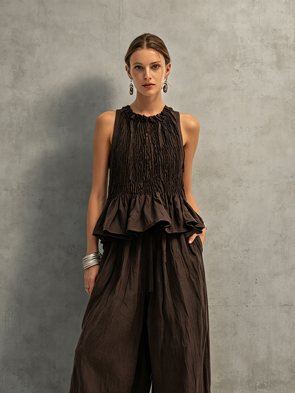 Conjunto de blusa sin mangas y pantalones de algodón y lino marrón oscuro