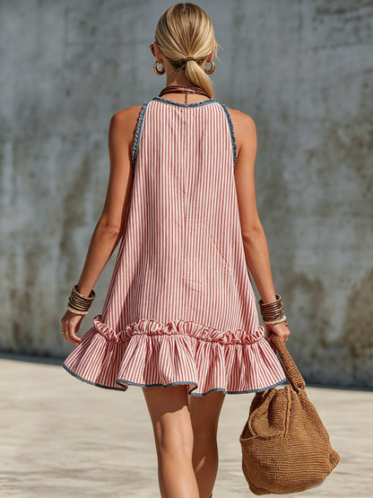 Vestido mini retro a rayas con volantes