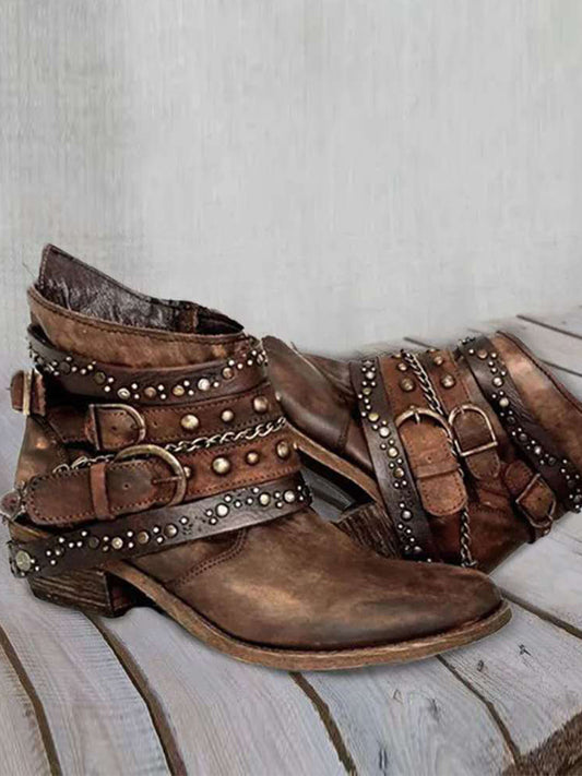 Botas de tobillo vintage lavadas con hebillas tachonadas