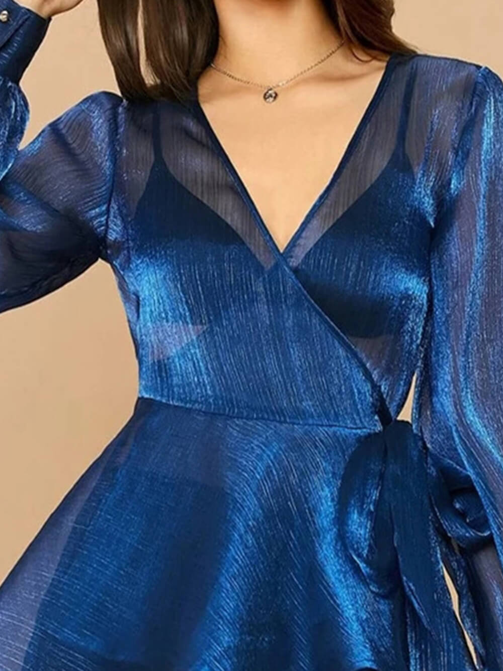 Top de tul transparente con volantes