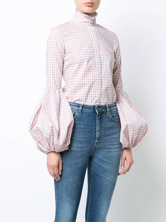 Camisa de manga larga abullonada con cuello alto a cuadros