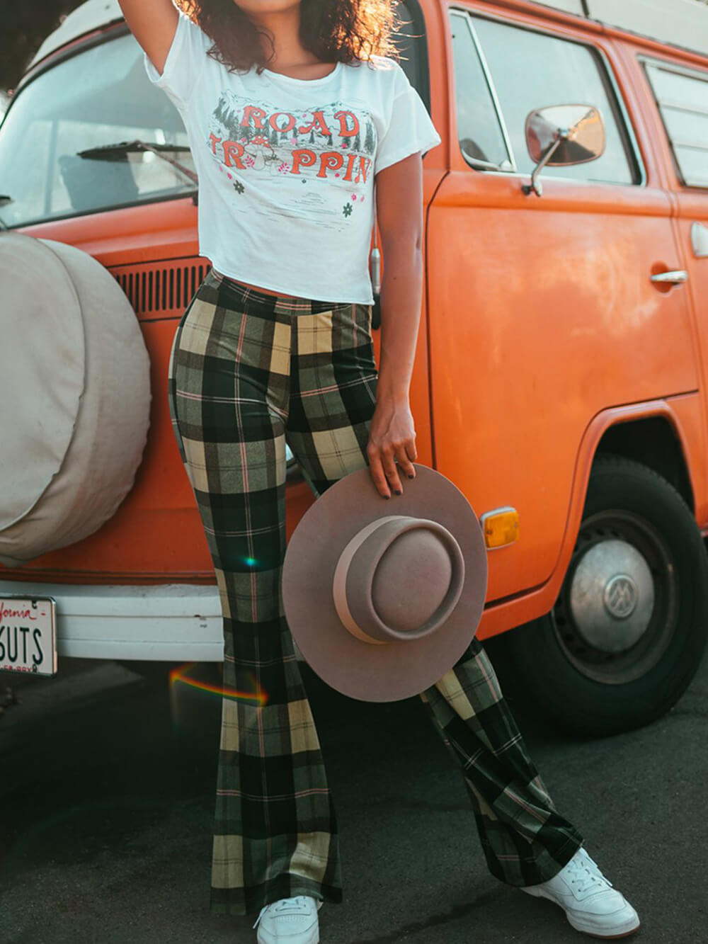 Pantalones informales y versátiles con corte tipo bota