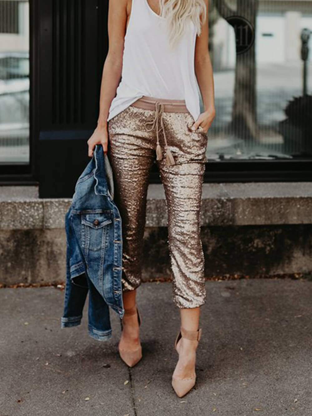 Pantalones con cintura elástica y lentejuelas
