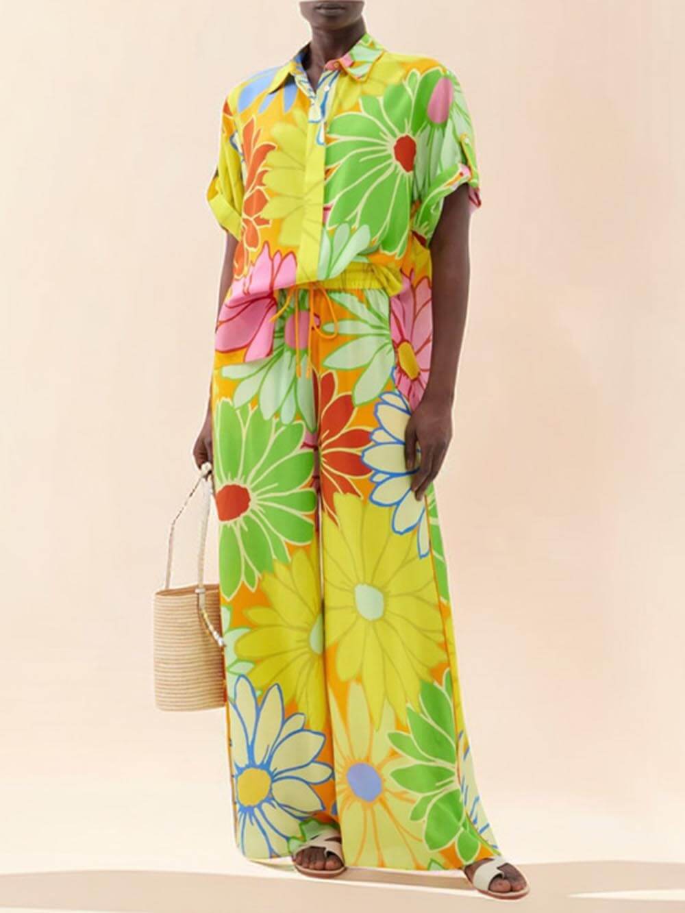 Conjunto De Pantalón De Pierna Ancha Suelto Con Estampado Floral De Moda
