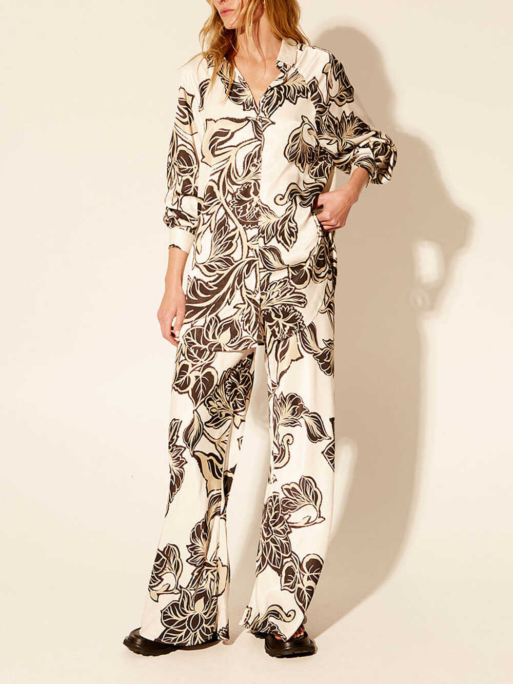 Exquisitos pantalones de pierna ancha con bolsillo suelto elástico con estampado floral