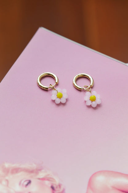🎁 Süße Gänseblümchenohrringe, 14 Karat vergoldet, Hellrosa (100 % Rabatt)