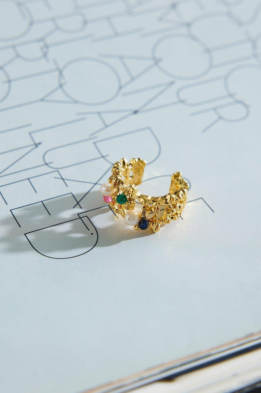 Anillo de piedras preciosas chapado en oro de 18k oro