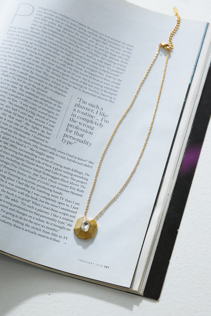 Collar De Gemas Con Aspecto De Lujo De Oro De 18 Quilates En Oro