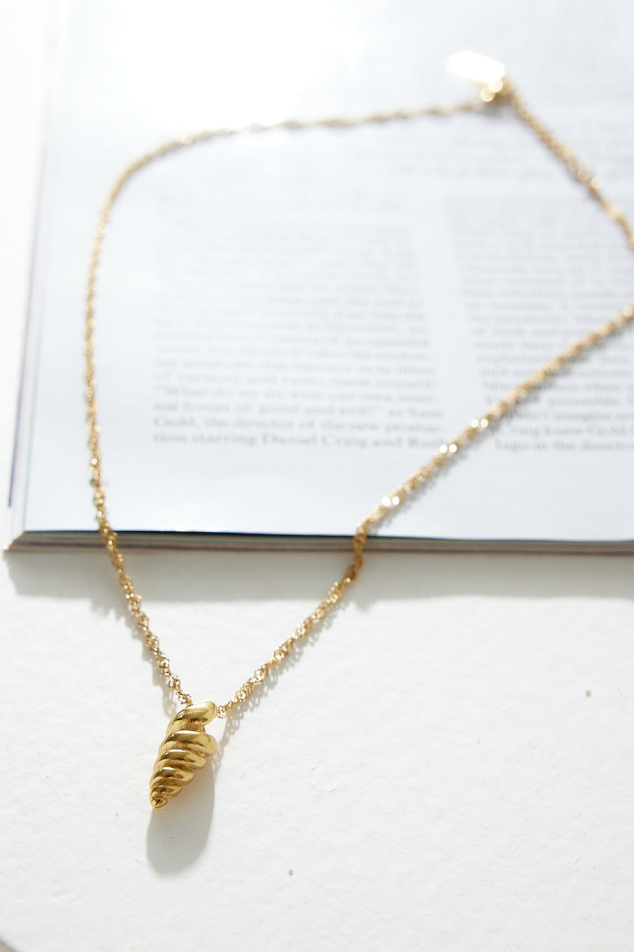 Collar De Conchas By The Sea Chapado En Oro 18k Oro