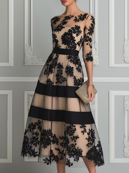 Vestido midi de línea A, floral y transparente