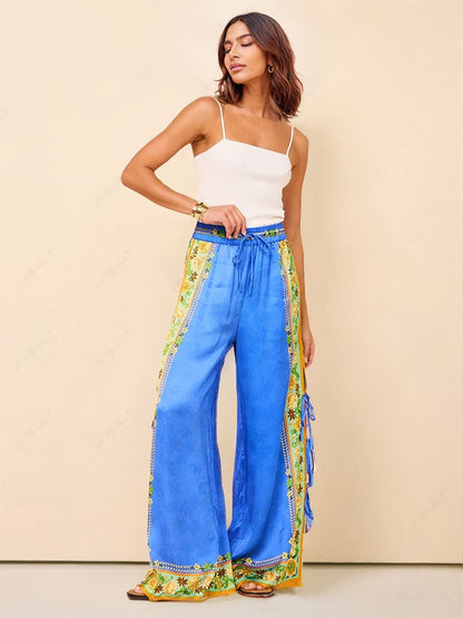 Conjunto de pantalones con mosaicos adornados