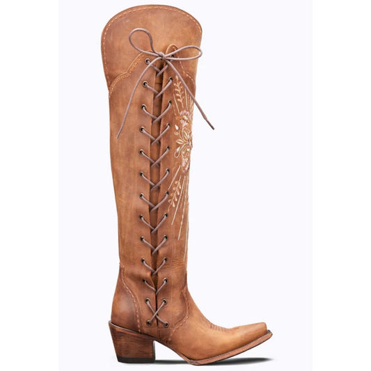Botas vaqueras vintage bordadas con cordones de encaje