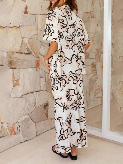 Conjunto casual coordinado con estampado floral botánico