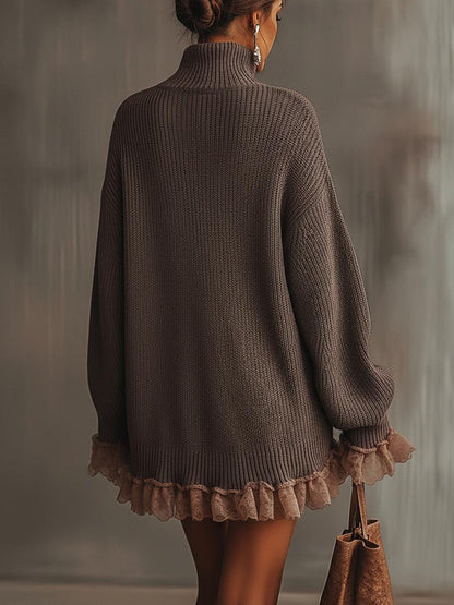 Vestido suéter marrón con cuello alto y dobladillo con volantes