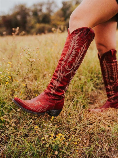 Botas vintage vaqueras bordadas hasta la rodilla