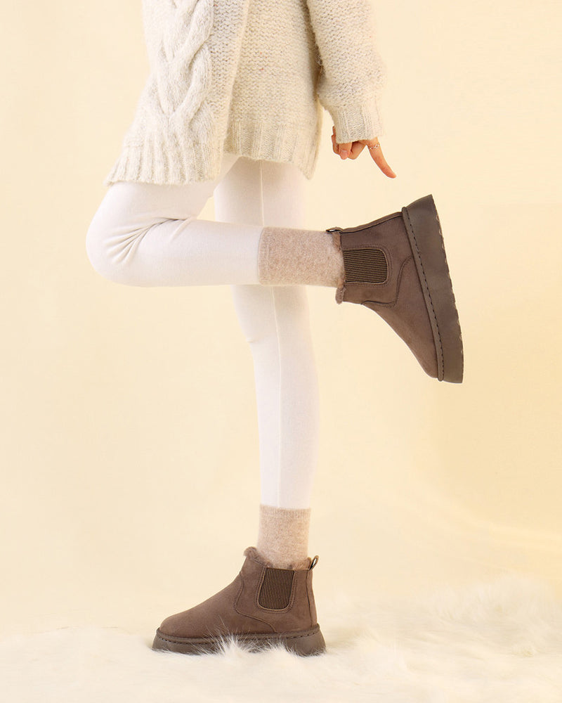 Botas de nieve de color uniforme con suela gruesa y robusta – calor, tracción y estilo en la nieve