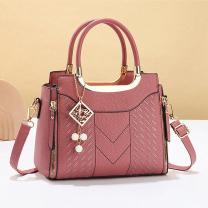 Bolso de Mano Acolchado para Mujer con Bandolera Ajustable y Detalles Dorados