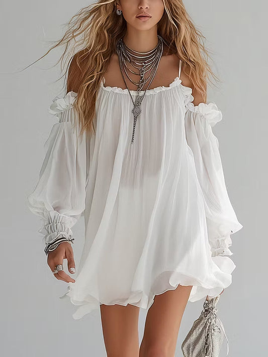 Vestido corto bohemio fluido con hombros descubiertos