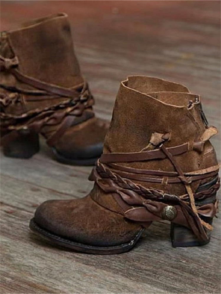Botas vintage de tobillo con cordones trenzados