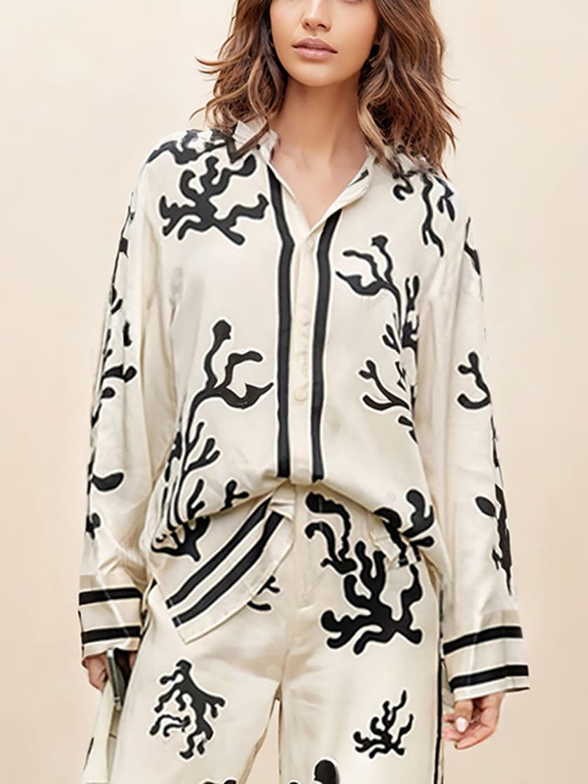 Conjunto de pantalones estampados con silueta de pierna ancha