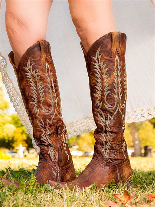 Botas vintage vaqueras bordadas hasta la rodilla
