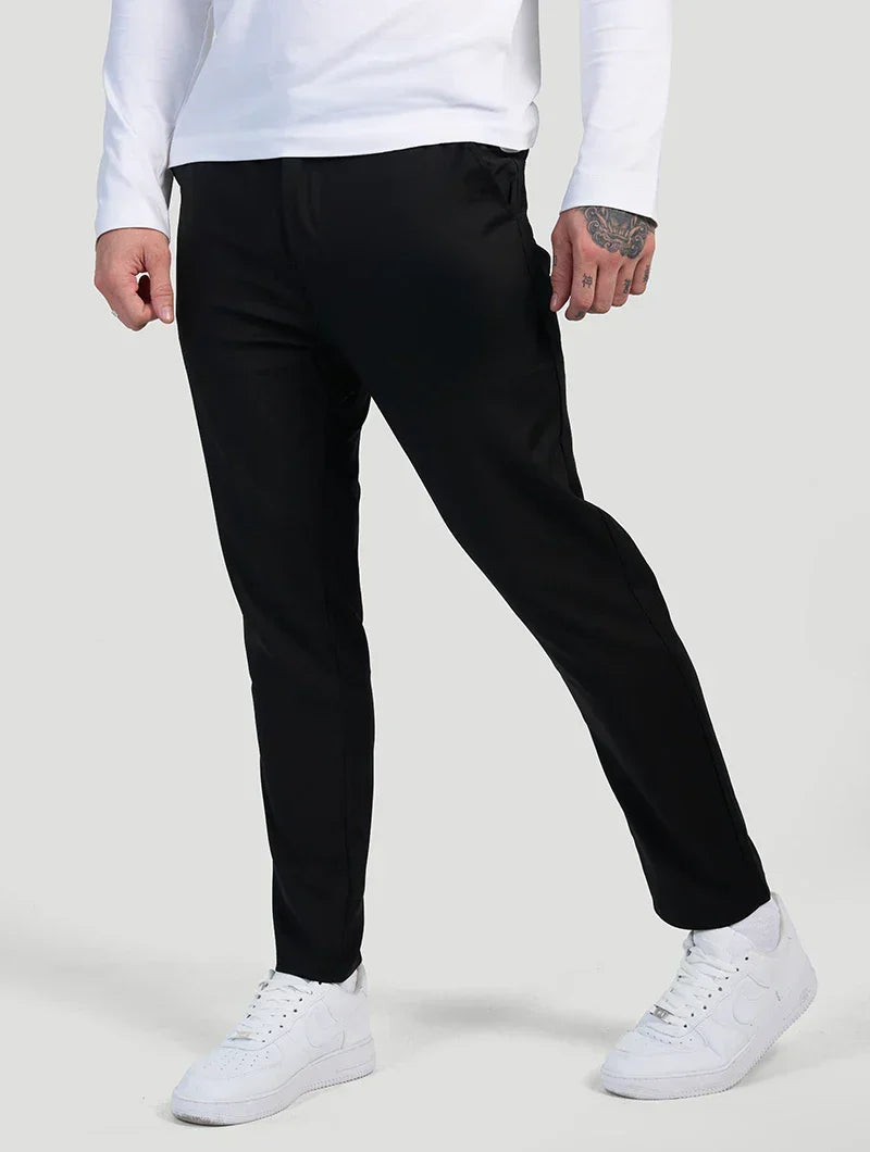 Astino Pantalones rectos - Negro