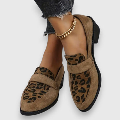 Consuelo | Mocasín marrón con estampado animal