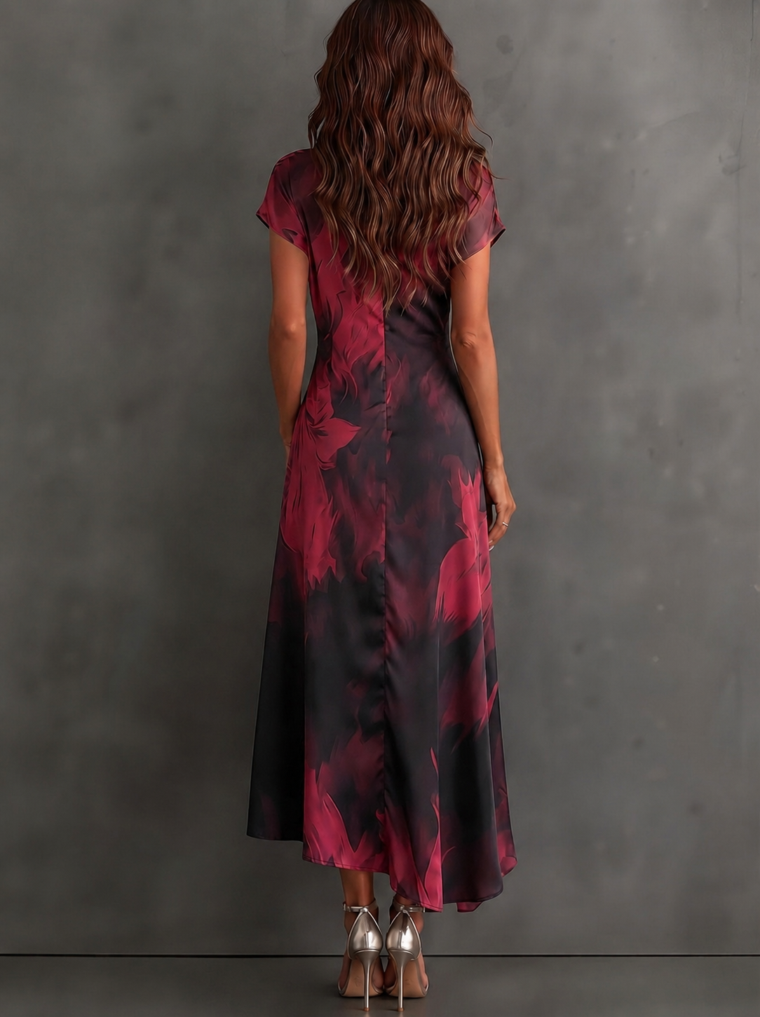 Vestido midi con volantes y estampado abstracto de ondas