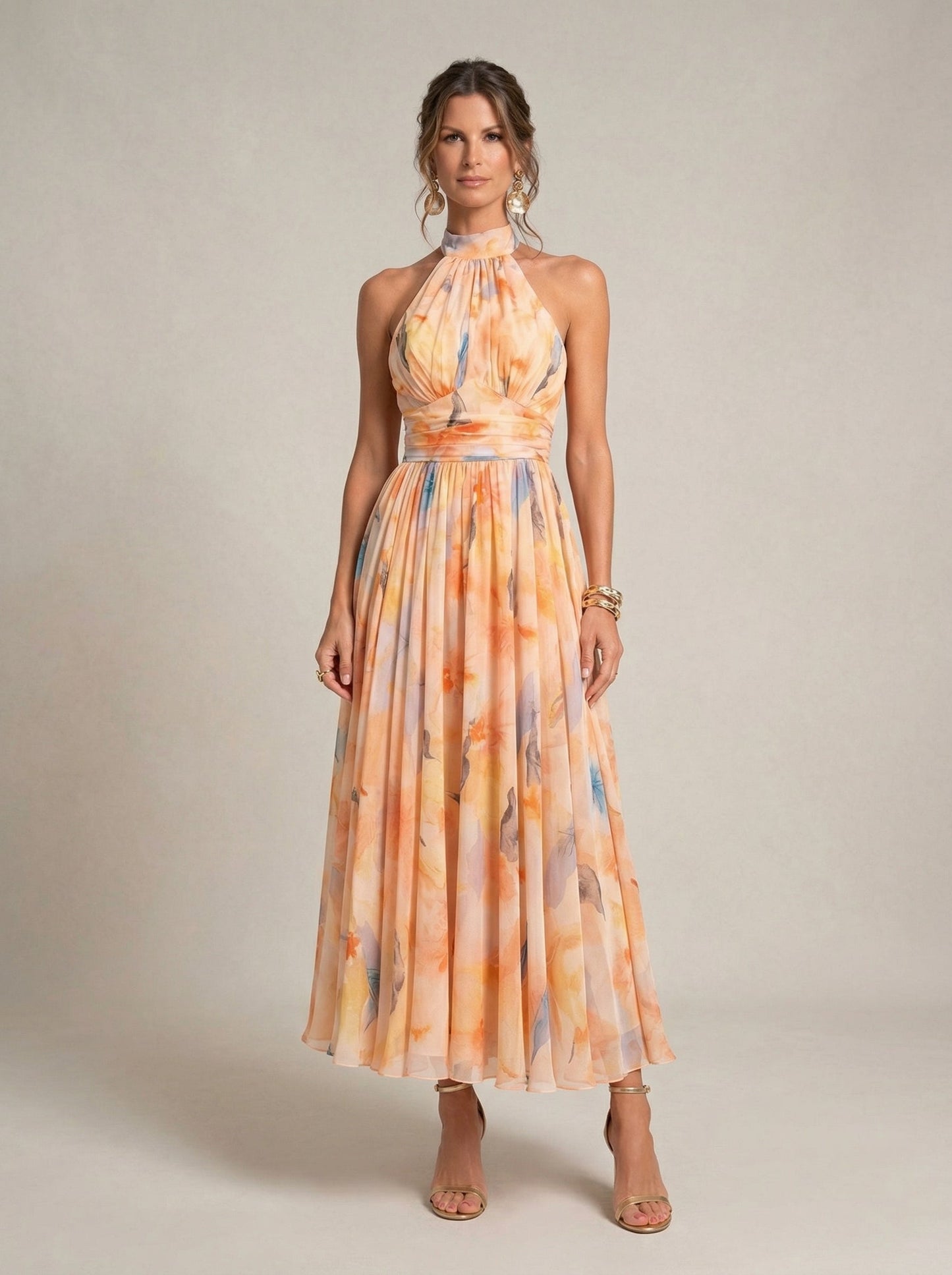 Vestido Halter con Estampado de Acuarela – Estilo Fresco y Elegante