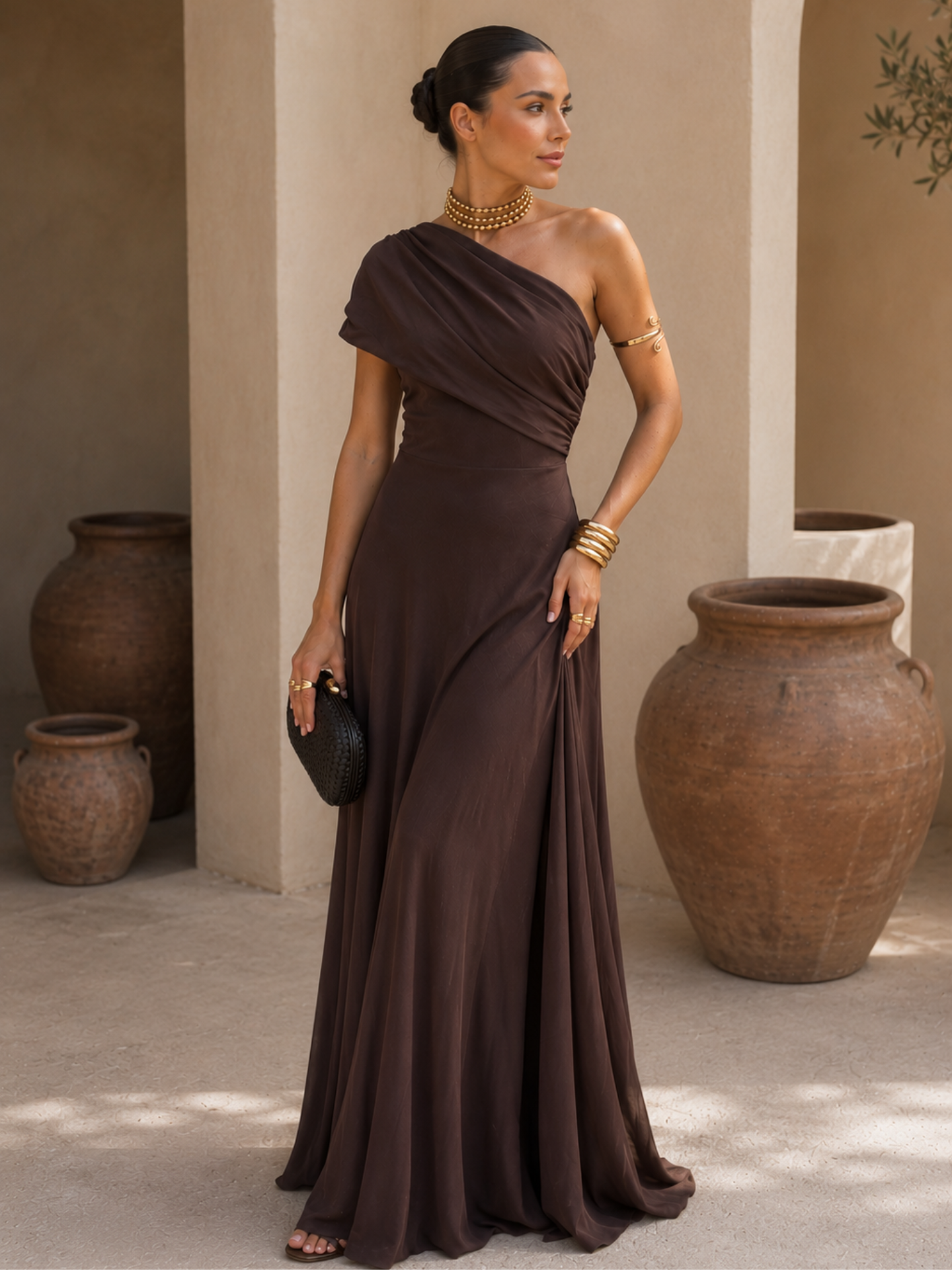 Vestido Toledo en elegante tono marrón