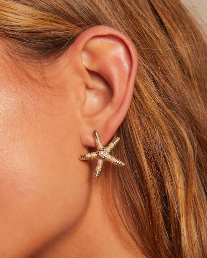 Pendientes Estrella de Mar en el Mar