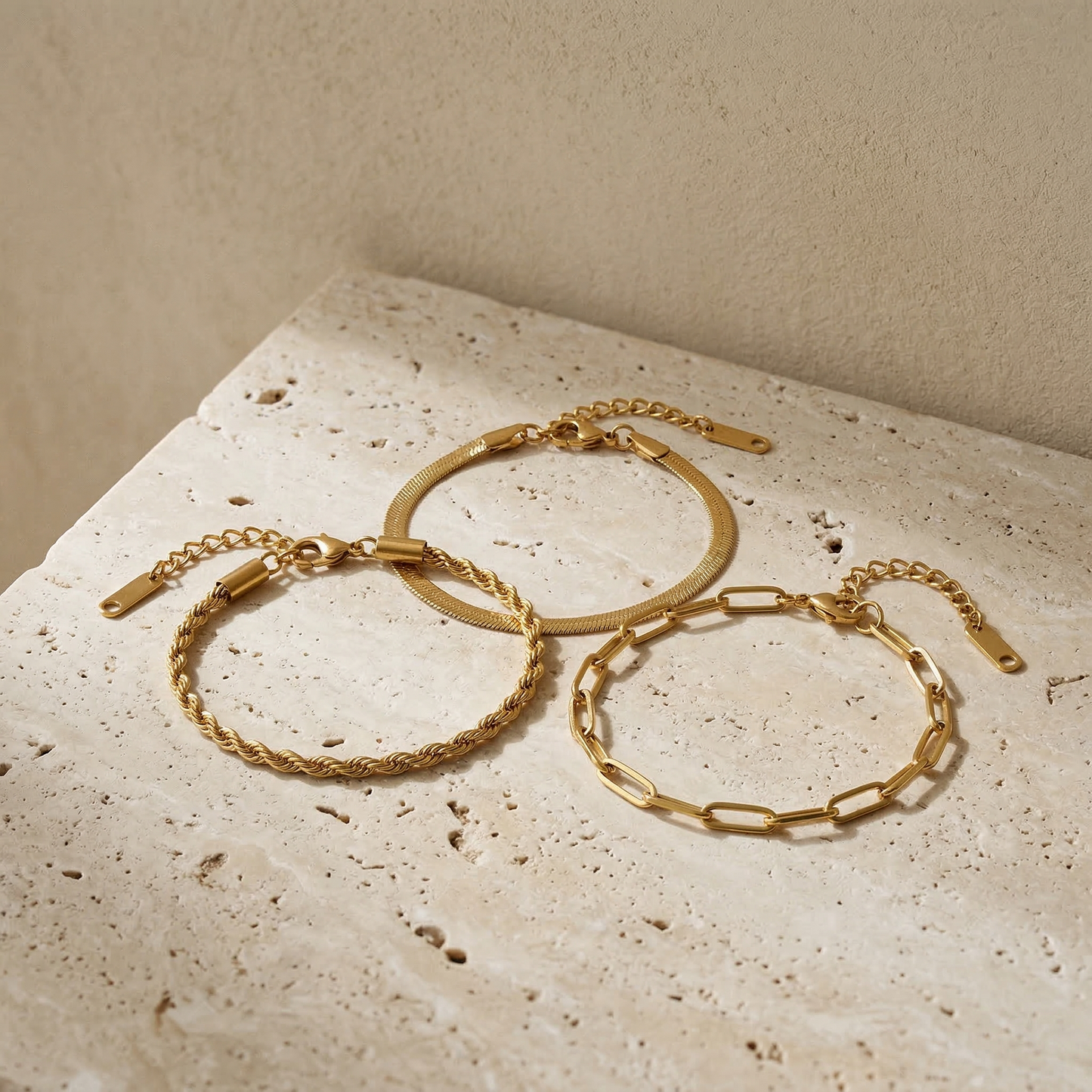 Esencial | Conjunto de pulseras chapadas en oro de 18 quilates