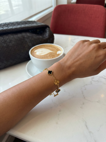 Pulsera trébol estilo Céline